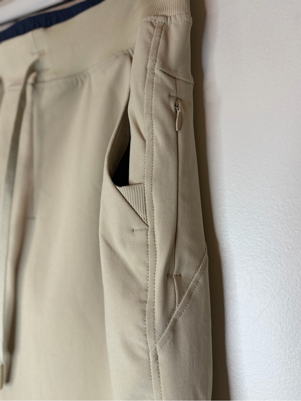 Birddogs Men’s Boom For Your Broomstick Khaki Jogger Pants Size M - Picture 8 of 10